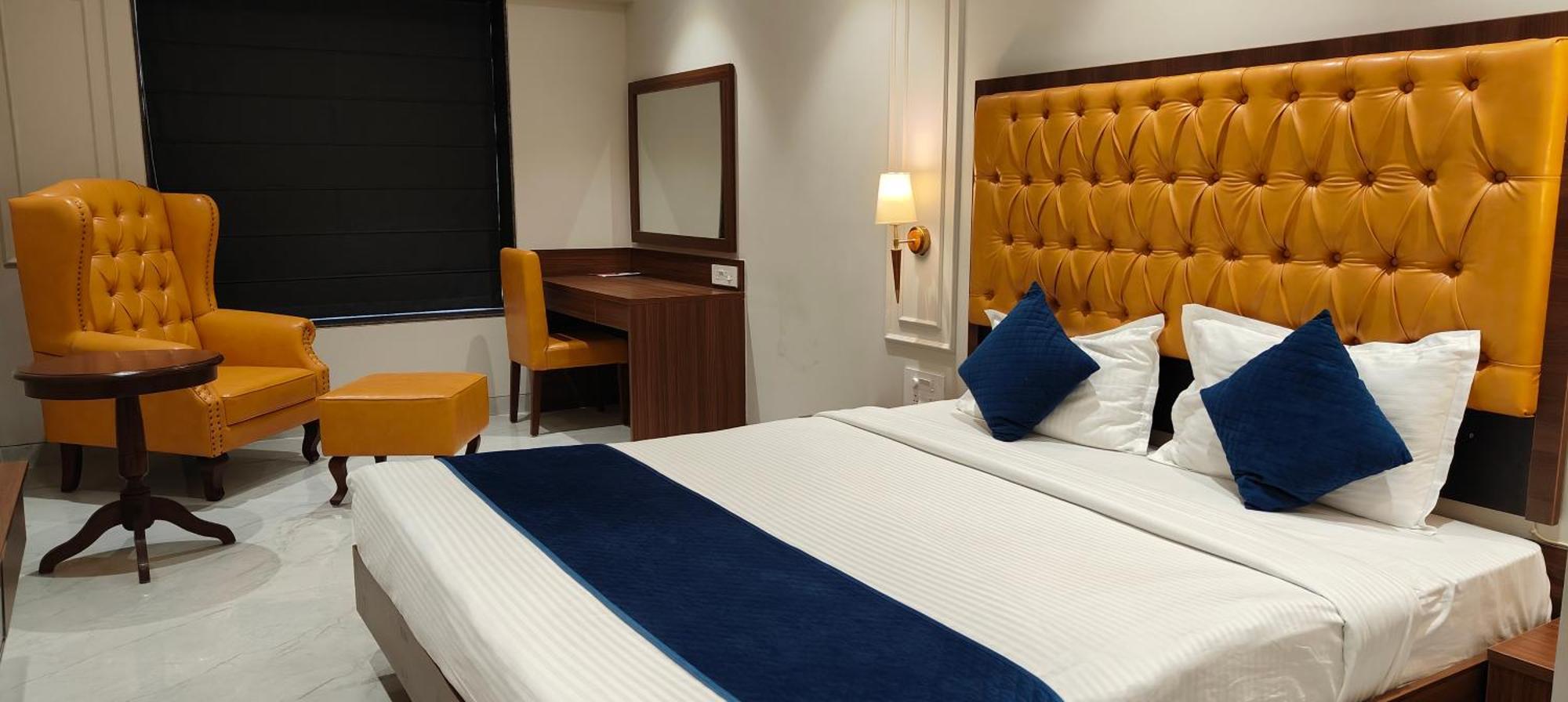 Magnus Nexstar Suites Kalyani Nagar Pune Exterior photo